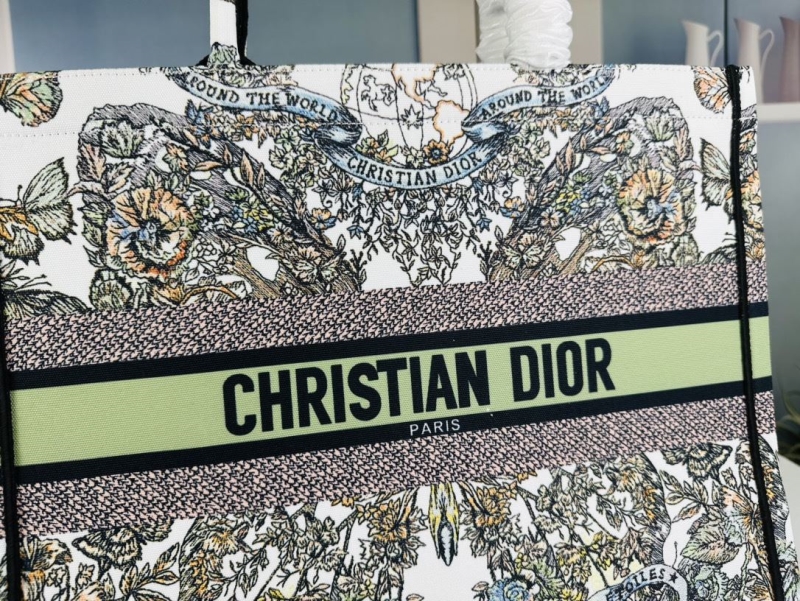 Dior Shopping Bags